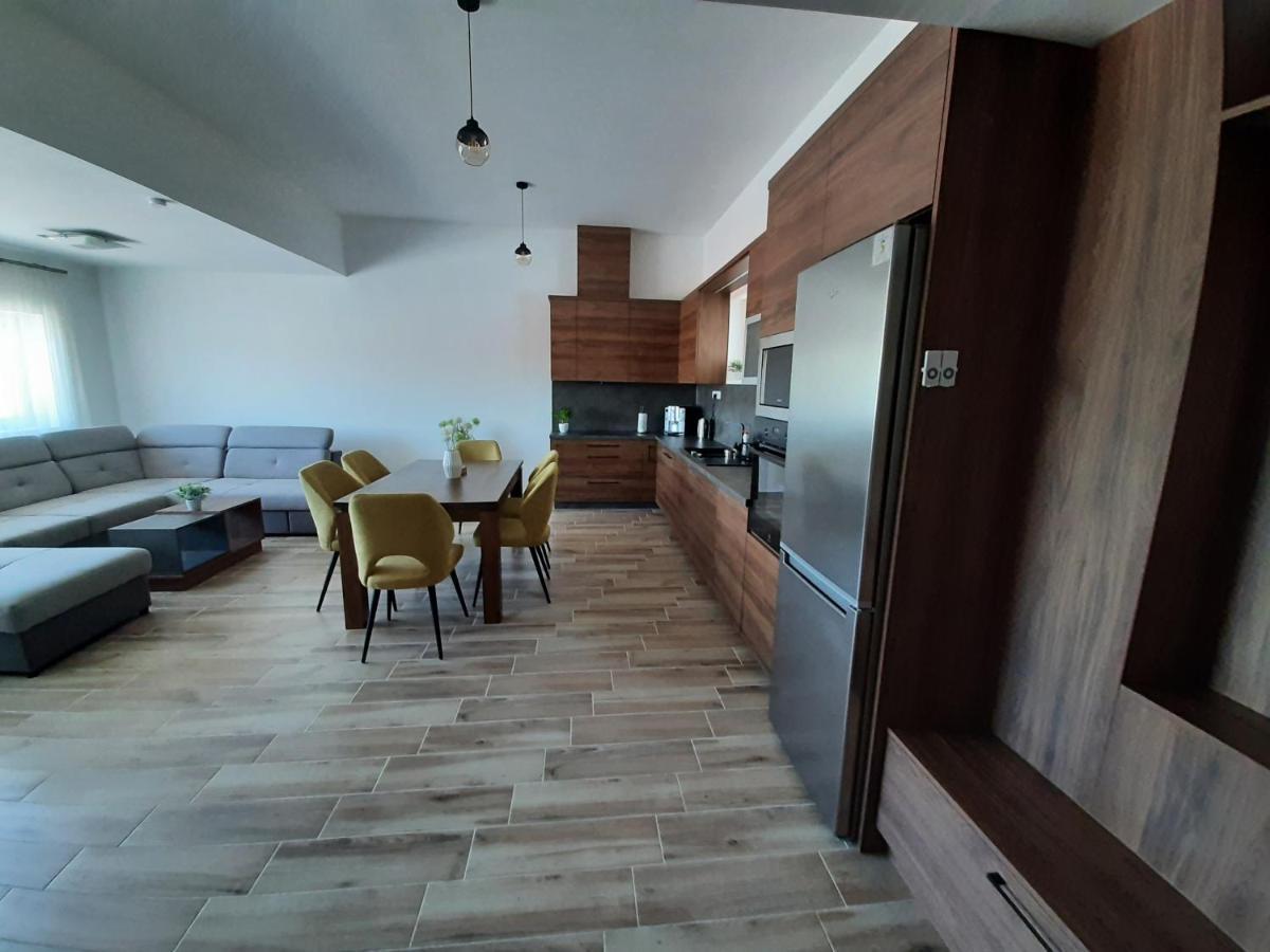 Judona Apartment Hajduszoboszlo Bagian luar foto