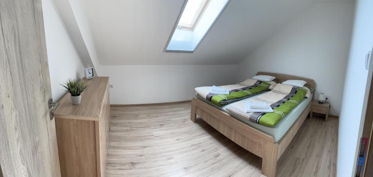 Judona Apartment Hajduszoboszlo Bagian luar foto